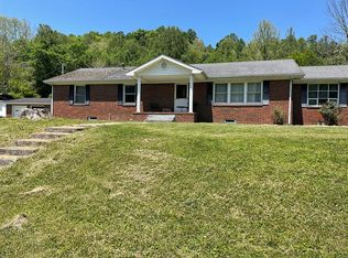 46 John C Arnett Cemetery Rd, Salyersville, KY 41465