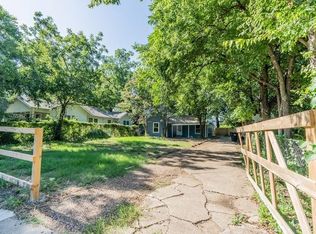 1017 E Jessamine St, Fort Worth, TX 76104