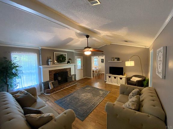 3rd image of 9822 Hollowbrook Dr