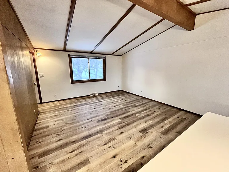 501 N 12th Ave — Photo 5
