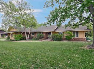14705 E Willowbend Cir, Wichita, KS 67230