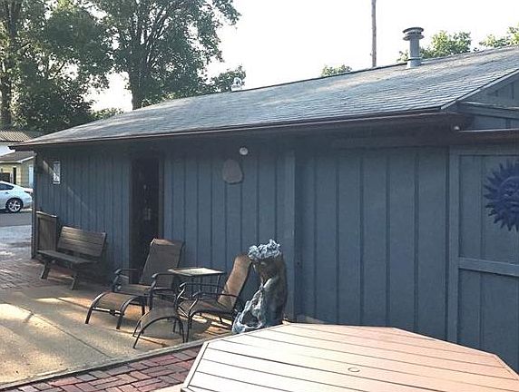 5th image of 661 E Park Ave