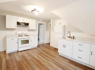 179 Main St APT 3, Dighton, MA 02715