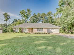 3215 Ontario Dr, Northport, AL 35473