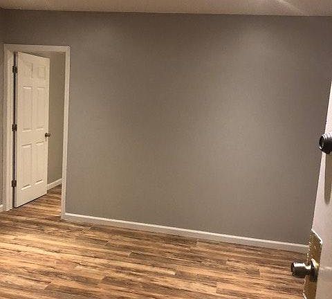 4th image of 28 Hancock St