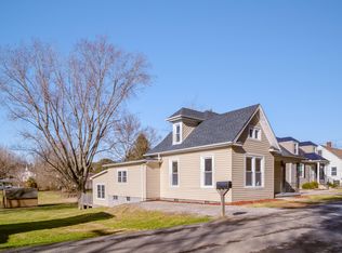 545 Sutton St SW, Abingdon, VA 24210