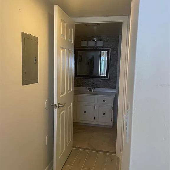 106 1st St E #306 — Photo 17
