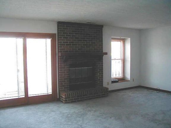 3rd image of 3212 W Sandpiper South Dr