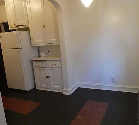4th image of 4141 W Martin Dr APT 8