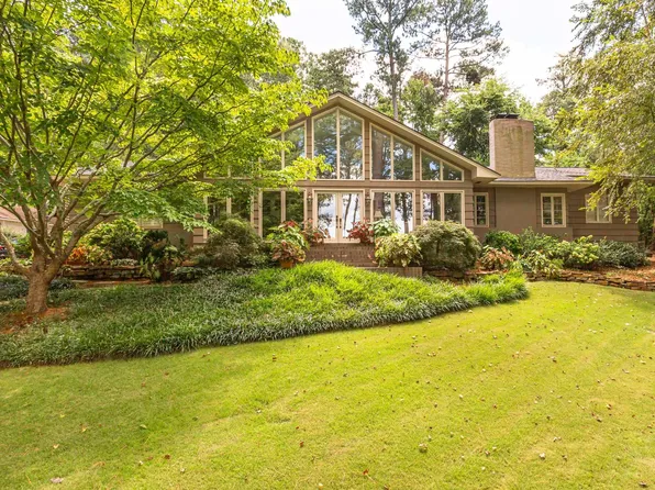 207 Wildwood Rd, Gadsden, AL 35901