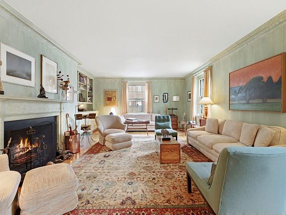 3rd image of 276 Marlborough St APT 1