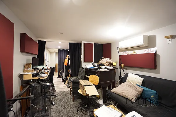 Rented by Rennit Inc. | media 32