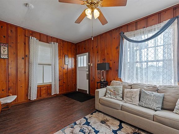 4th image of 620 Avenue H