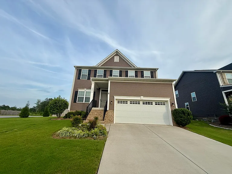 3601 Trillium Dr — Photo 3