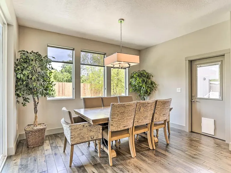 592 S Cotterell Dr — Photo 8