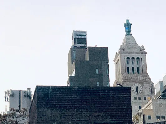 Rented by R New York | media 28