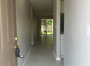913 E Millard Ct, Daytona Beach, FL 32117