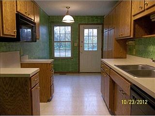 5th image of 514 E 13th St