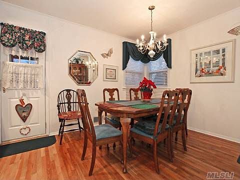 5th image of 35 Peachtree Ln