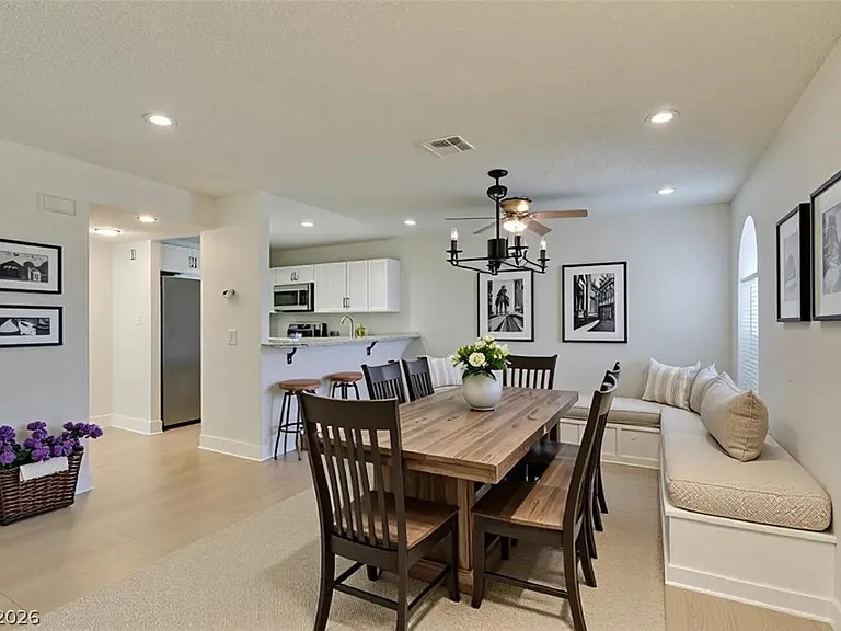 1800 Edmond St #124 — Photo 6