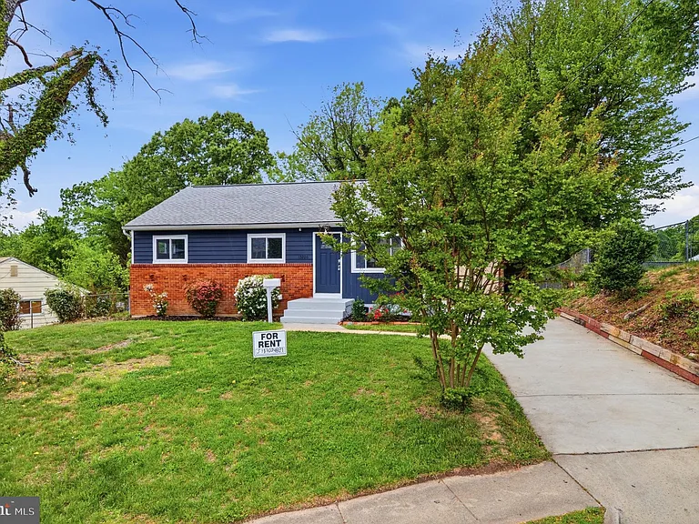 13206 Staggs Ct — Photo 3