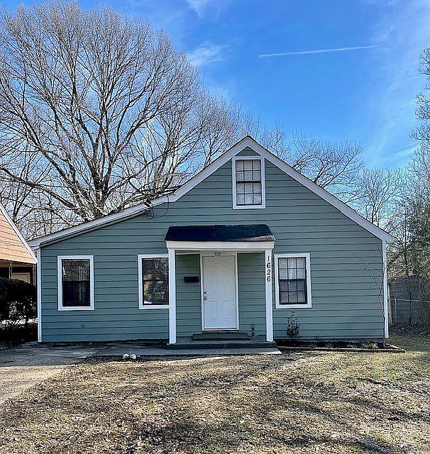 1st image of 1626 Robin Hood Ln