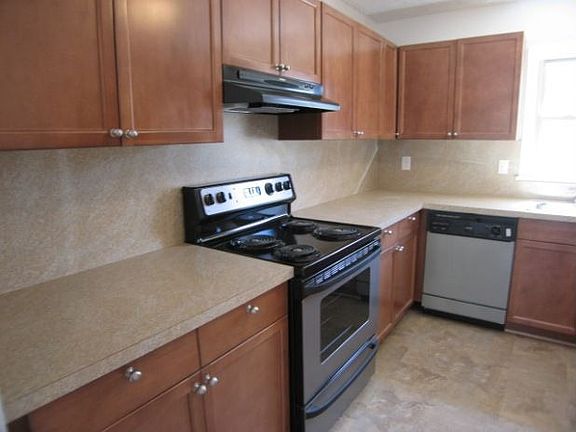 2nd image of 14571 Old Courthouse Way Unit B