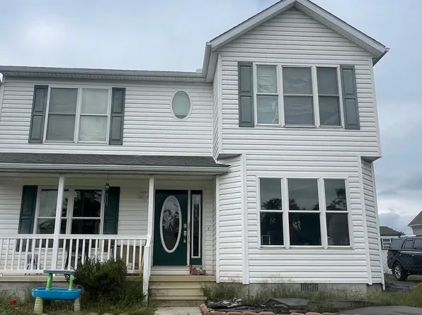 70 Cornwell Dr, Romney, WV 26757
