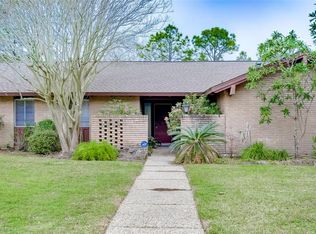 5246 Braesvalley Dr, Houston, TX 77096