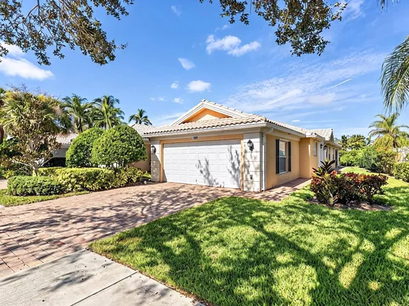7373 Emilia Ln, Naples, FL 34114
