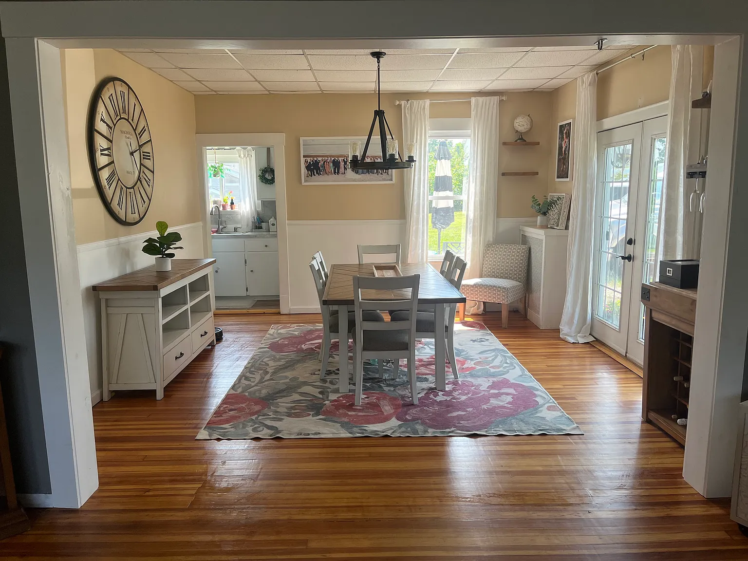 4 bed, $2,000 — Photo 2