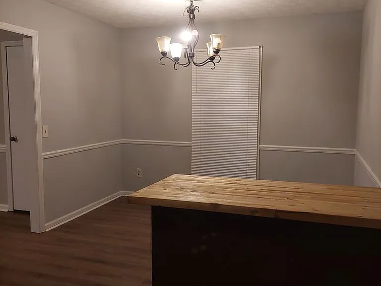3062 Viking Dr — Photo 9