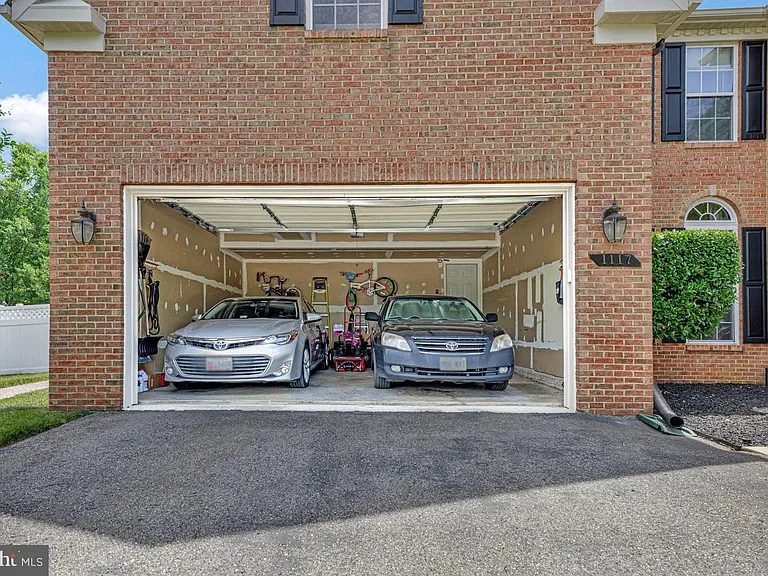 1117 Horizon View Pl — Photo 3