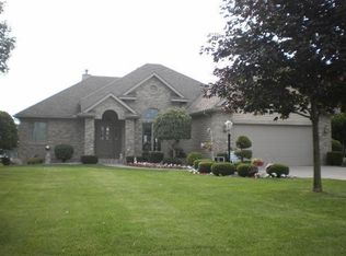 818 Spring Meadow Farm Dr #FA, Middlebury, IN 46540