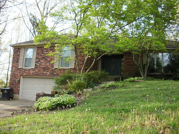 4th image of 1204 Constitution Dr