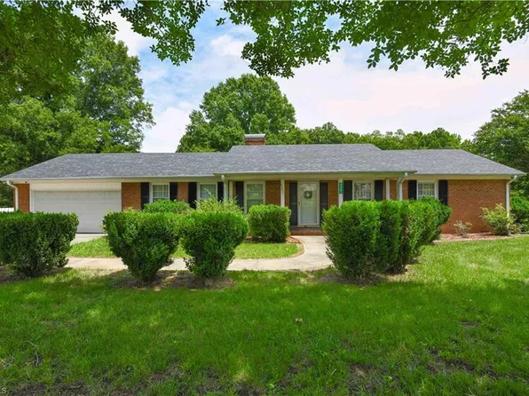4501 Freida Ln, Greensboro, NC 27406