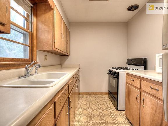 Fully equipped galley style kitchen