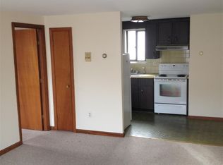 60 Spring St #1L, Cambridge, MA 02141