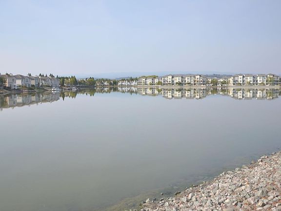 2nd image of 400 Saint Martin Dr