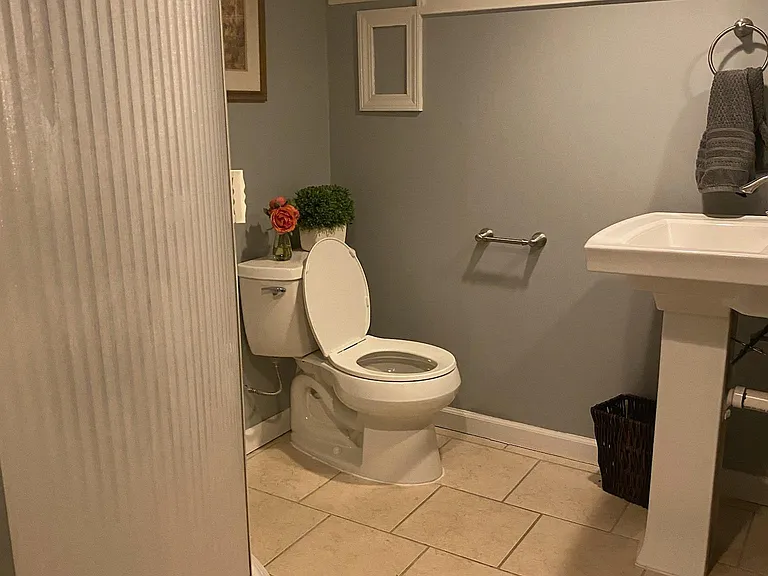 28 Dorchester Rd — Photo 3