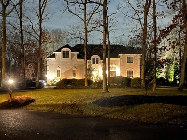 7 Pepperbush Ct, Medford, NJ 08055