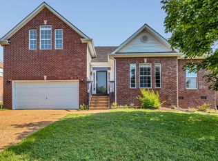 1030 Oakhall Dr, Mount Juliet, TN 37122