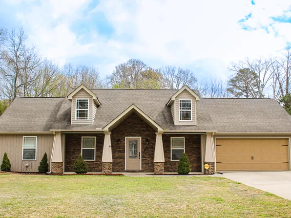 404 Southern Dr, Ringgold, GA 30736