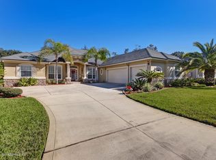 2016 Castle Point Ct, Fleming Island, FL 32003