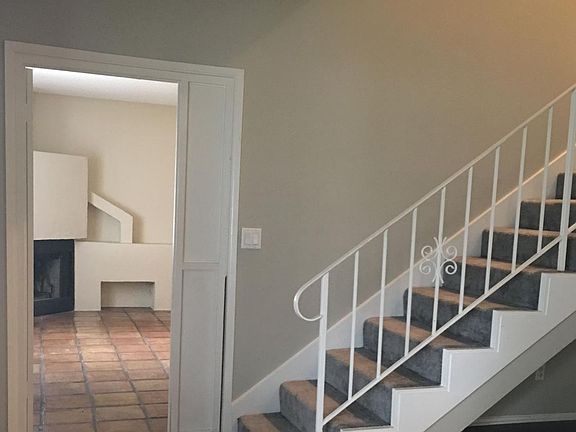 3rd image of 10940 Hesby St APT 1