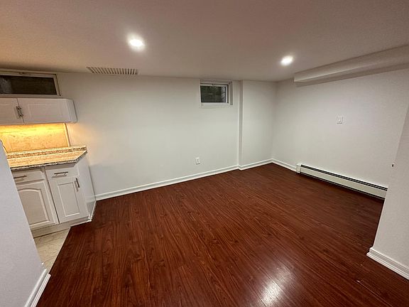4th image of 297 Cook Ave #1B