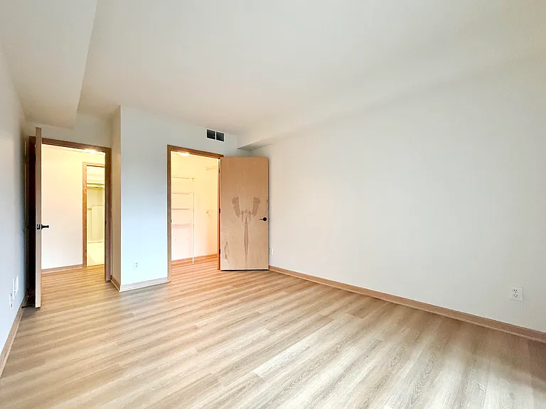 969 Greenview Ct #43 — Photo 18