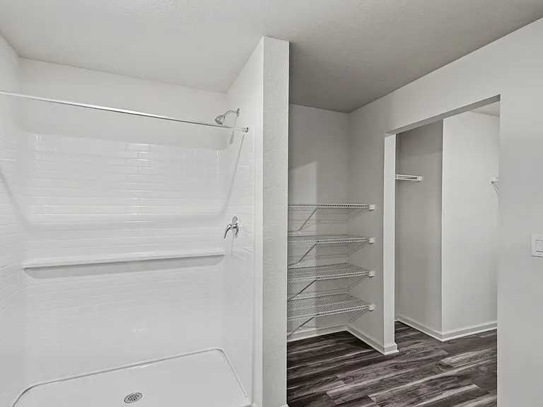 Cedar Bluff Apartments — Photo 24