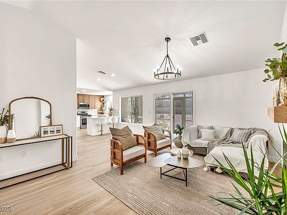 2nd image of 3009 Anna Bay Dr