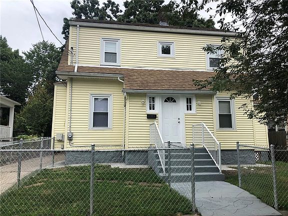 2nd image of 132 Warrington St